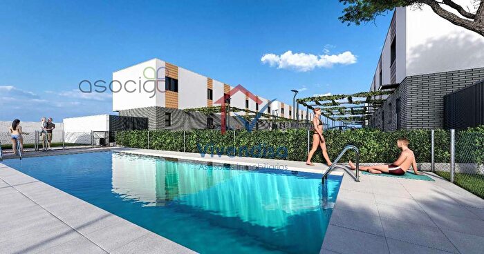 Casas en venta y pisos alquiler - 3