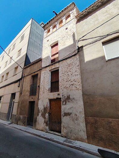 Casas en venta y pisos alquiler - 2
