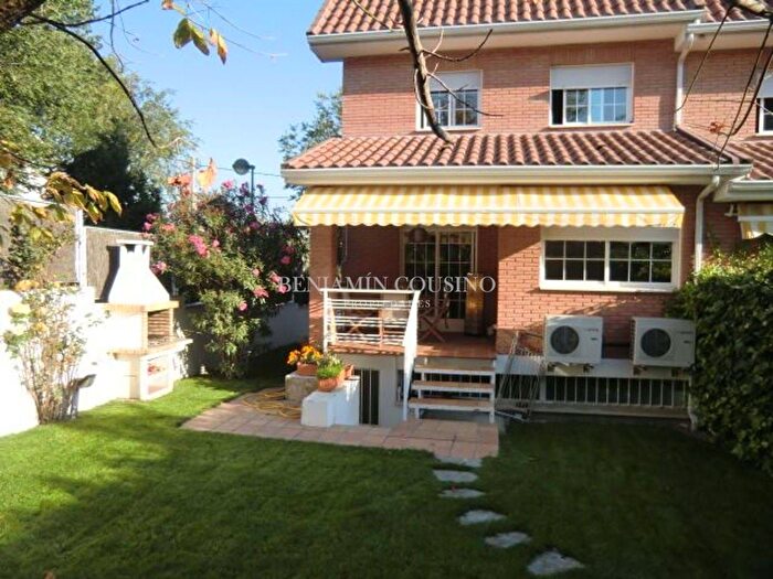 Casas en venta y pisos alquiler - 1