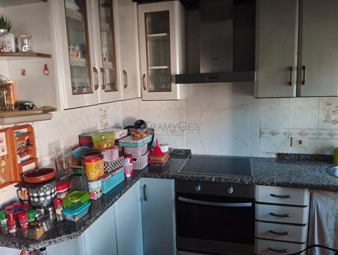 Casas en venta y pisos alquiler - 2