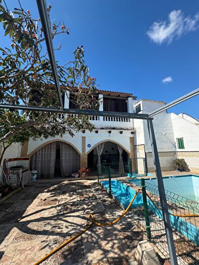 Casas en venta y pisos alquiler - 2