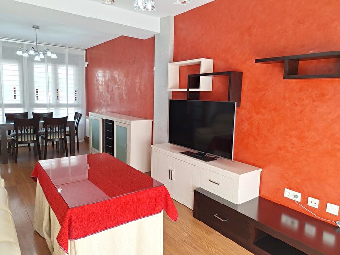 Casas en venta y pisos alquiler - 3