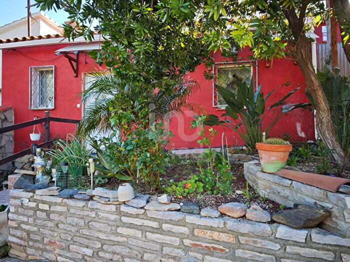 Casa en venta en Pratdip, Tarragona de 2 habitaciones