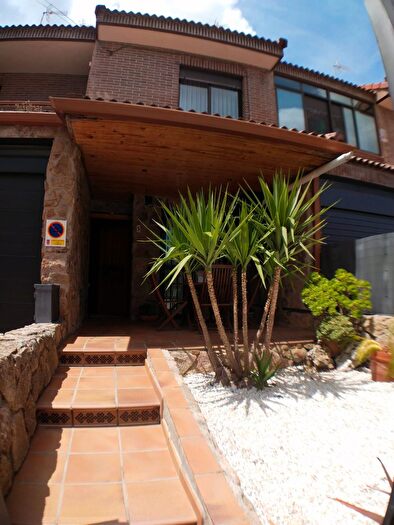 Casa en venta en Humanes de Madrid, Madrid de 3 habitaciones