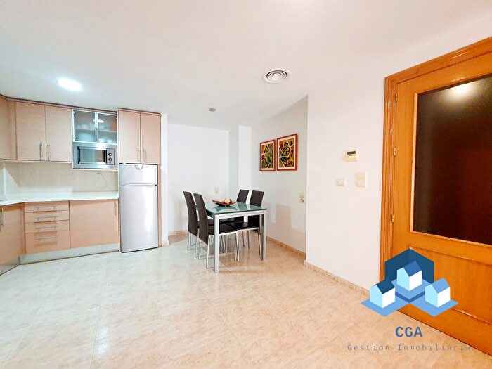 Casas en venta y pisos alquiler - 2