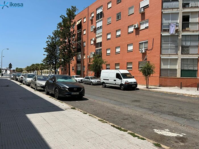 Piso en venta en El Carmen Cardeñas, Huelva Capital de 3 habitaciones