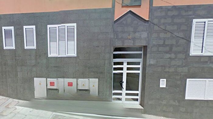 Piso en venta en Carrizal, Ingenio de 3 habitaciones