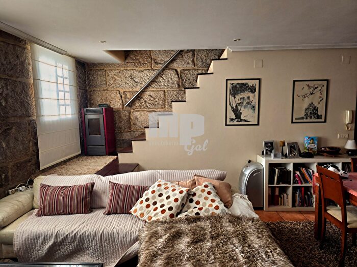 Casas en venta y pisos alquiler - 1
