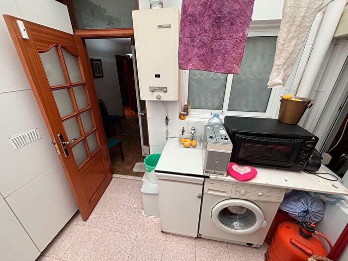 Casas en venta y pisos alquiler - 2