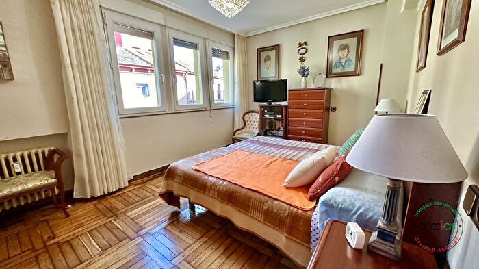Casas en venta y pisos alquiler - 2