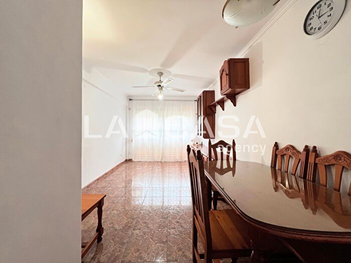 Casas en venta y pisos alquiler - 2