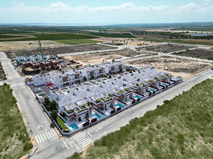Casa en venta en Desamparados Hurchillo Torremendo, Orihuela de 3 habitaciones