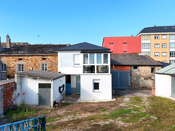 Casas en venta y pisos alquiler - 1