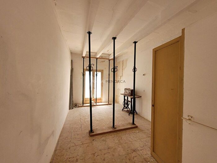 Casas en venta y pisos alquiler - 3
