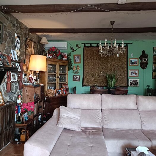 Casas en venta y pisos alquiler - 2