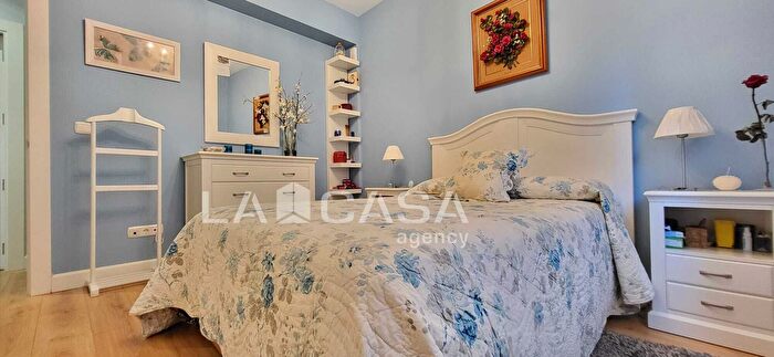 Casas en venta y pisos alquiler - 1