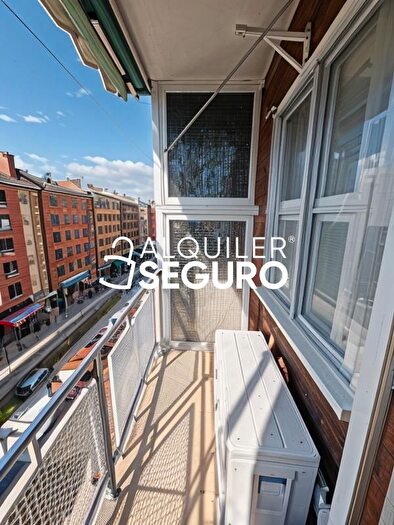 Casas en venta y pisos alquiler - 2