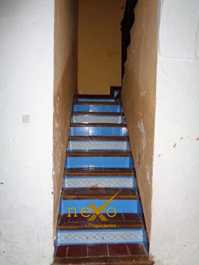 Casas en venta y pisos alquiler - 2