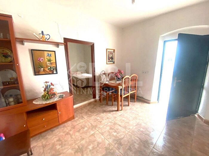 Casa en venta en Rosal de la Frontera, Huelva de 2 habitaciones