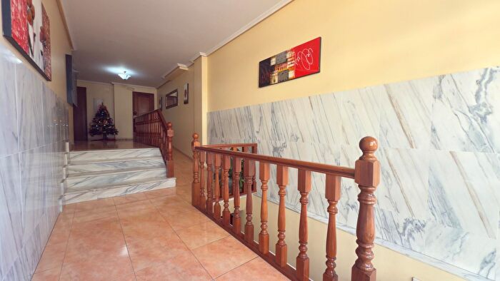 Piso en venta en Celanova, Ourense de 3 habitaciones