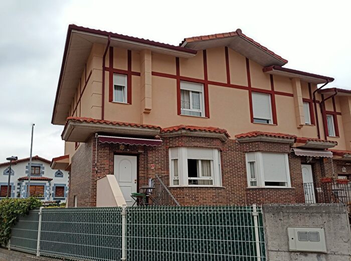 Casas en venta y pisos alquiler - 1