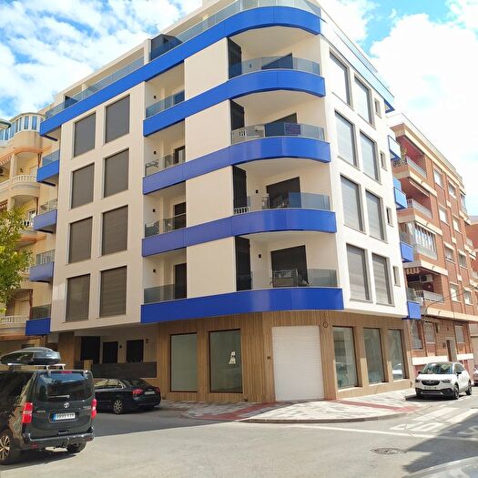 Piso en venta en Centro, Parque de las Naciones de 2 habitaciones
