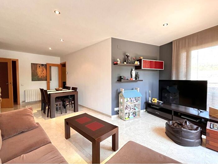 Piso en venta en Sant Quintí de Mediona, Barcelona de 3 habitaciones