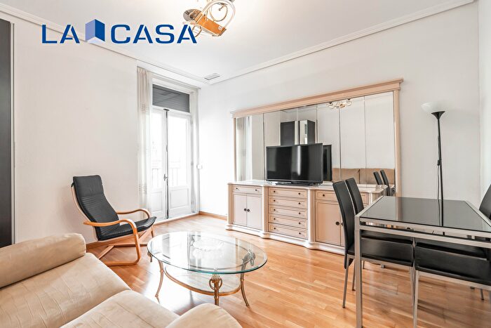 Casas en venta y pisos alquiler - 2