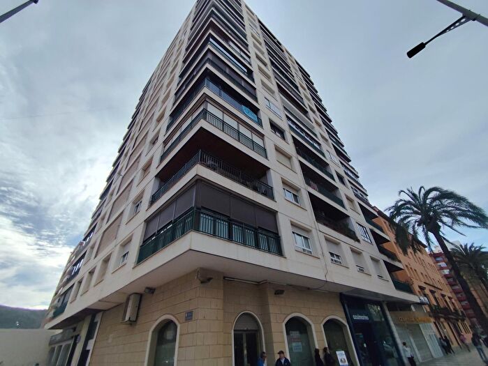 Piso en venta en Cartagena ciudad, Alameda de 4 habitaciones