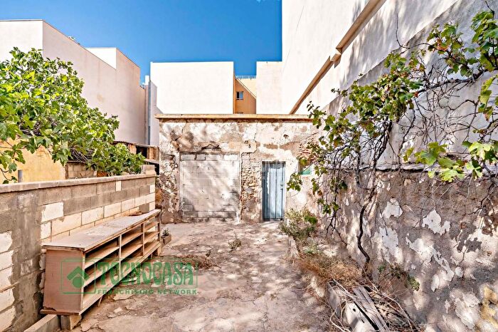 Casas en venta y pisos alquiler - 2