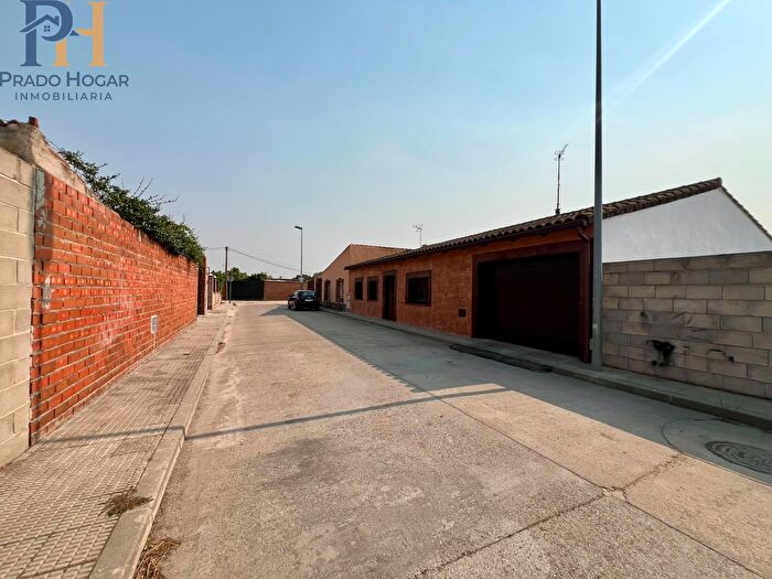 Casas en venta y pisos alquiler - 2