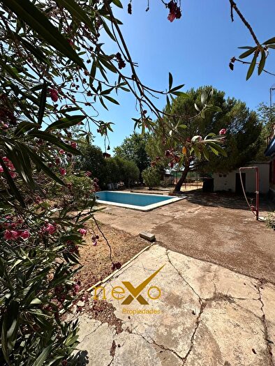 Casas en venta y pisos alquiler - 3