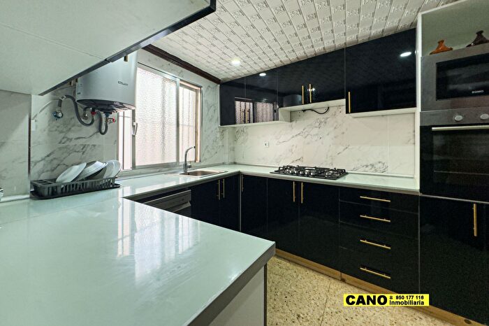 Casas en venta y pisos alquiler - 1