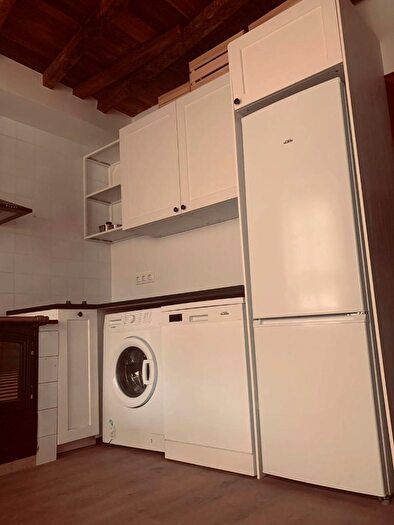 Casas en venta y pisos alquiler - 2