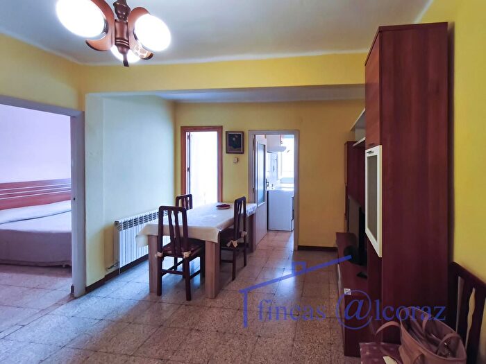 Casas en venta y pisos alquiler - 1