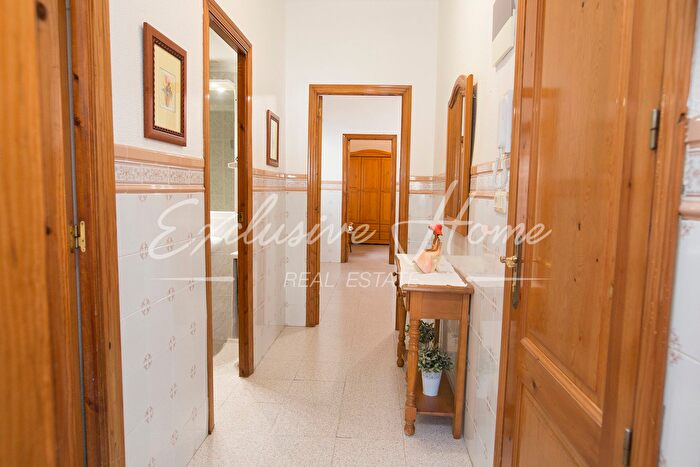 Casas en venta y pisos alquiler - 1