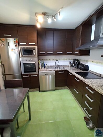 Casas en venta y pisos alquiler - 1