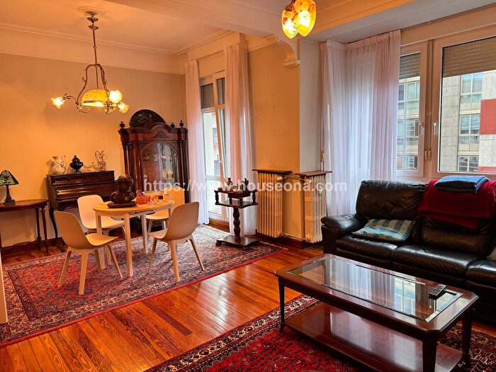 Casas en venta y pisos alquiler - 1