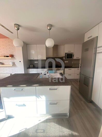 Casa en alquiler en Vallpineda Rocamar, Sant Pere de Ribes de 5 habitaciones
