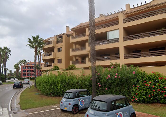 Piso en venta en Puente Mayorga Campamento, San Roque de 4 habitaciones