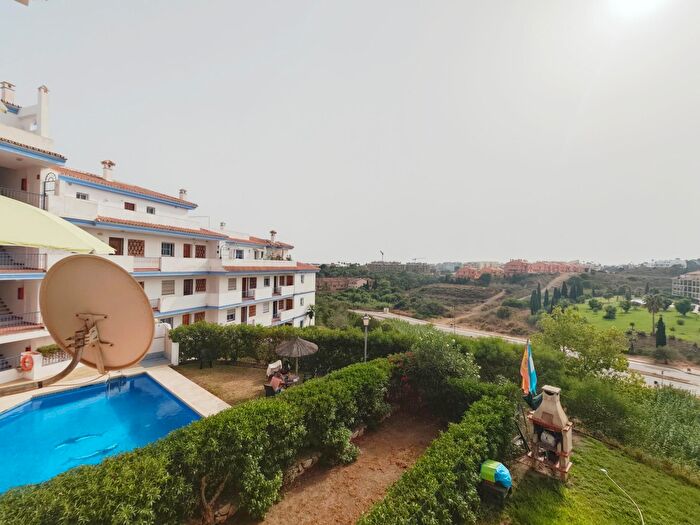 Piso en alquiler en El Faro de Calaburra Chaparral, Mijas de 2 habitaciones