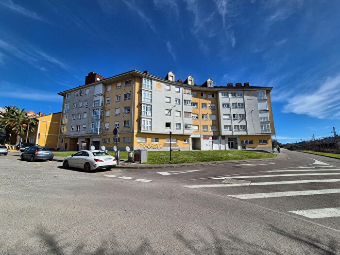 Piso en venta en El Berrón La Carrera, Siero de 3 habitaciones