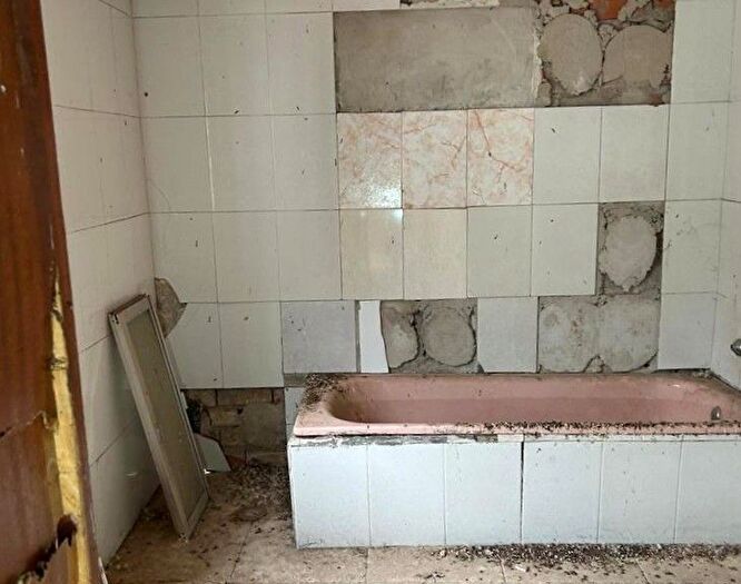Casas en venta y pisos alquiler - 2
