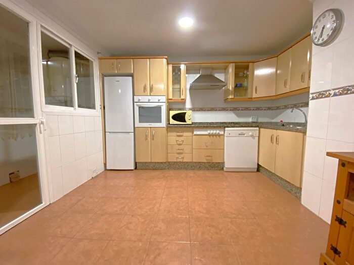 Casas en venta y pisos alquiler - 2