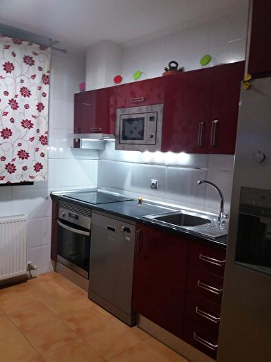 Casas en venta y pisos alquiler - 1