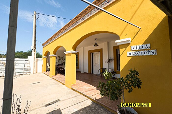 Casas en venta y pisos alquiler - 1