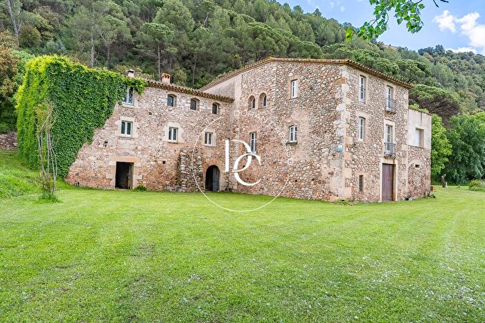 Casa en venta en Sant Julià de Ramis, Girona de 9 habitaciones