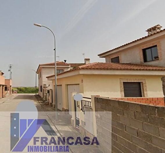 Casas en venta y pisos alquiler - 2