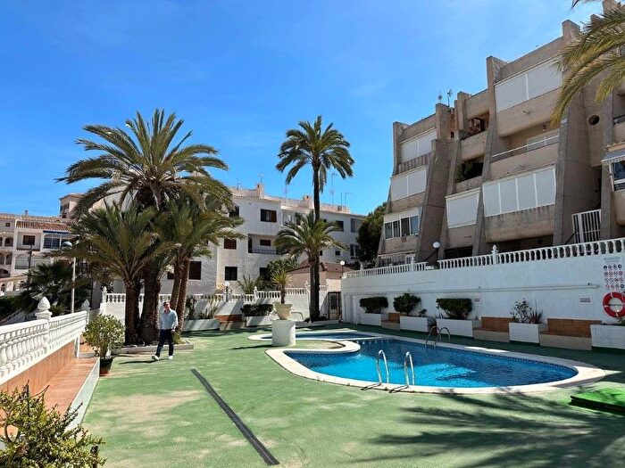 Piso en venta en La Mata, Cabo Cervera de 2 habitaciones
