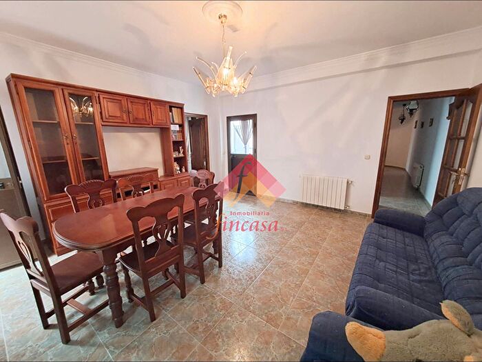 Casas en venta y pisos alquiler - 2